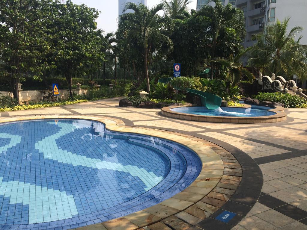 The Residences At Puri Casablanca Giacarta Esterno foto