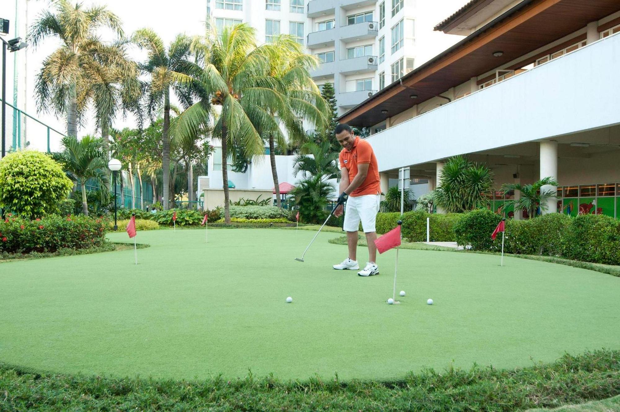 The Residences At Puri Casablanca Giacarta Esterno foto