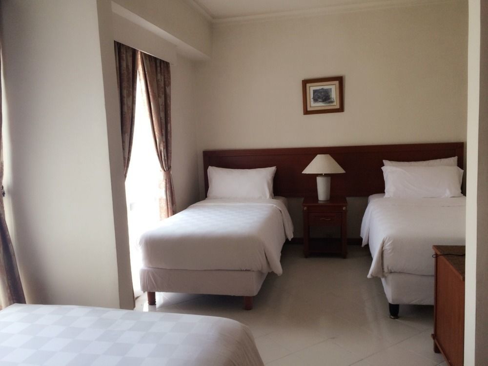 The Residences At Puri Casablanca Giacarta Esterno foto
