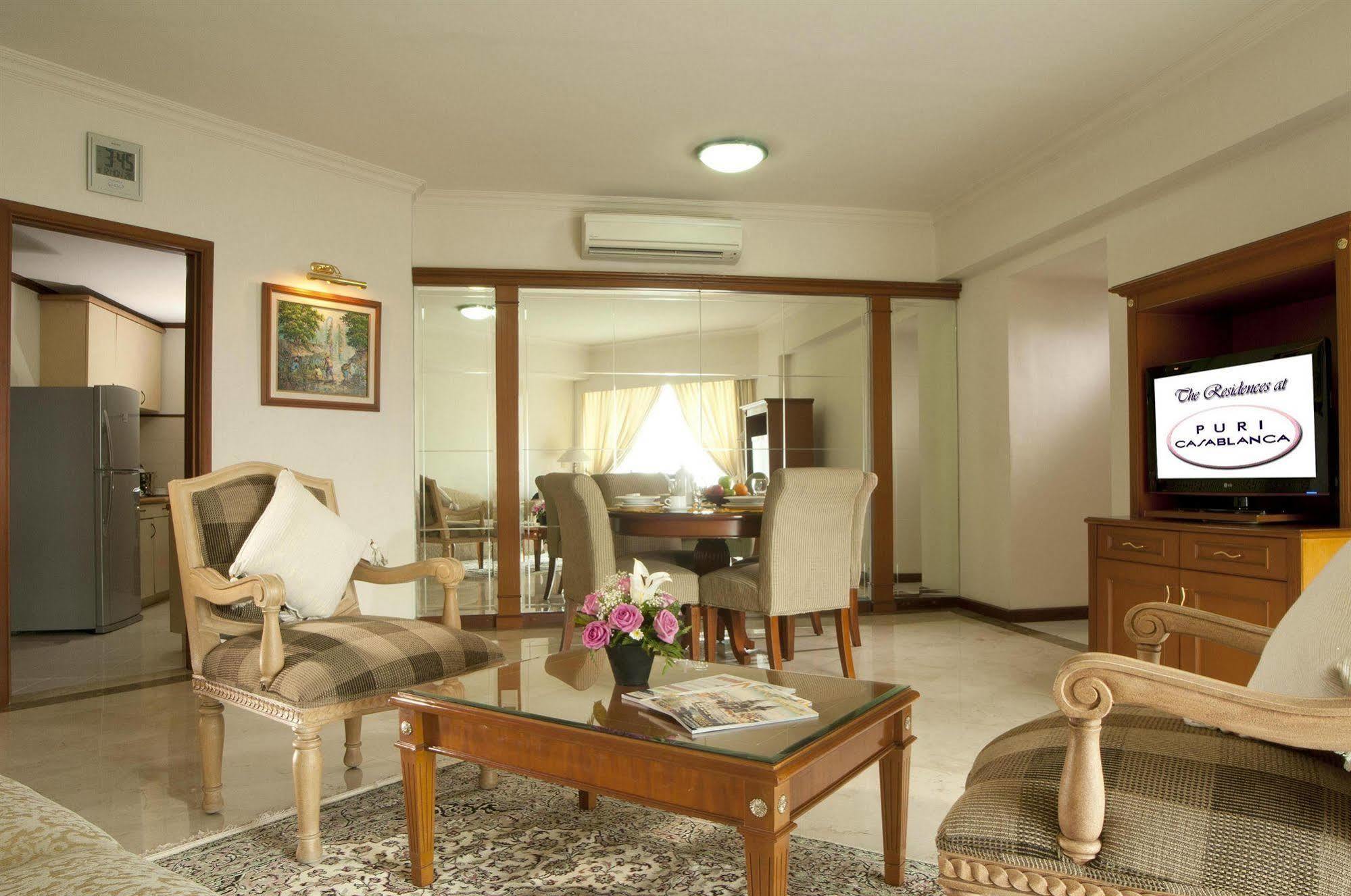 The Residences At Puri Casablanca Giacarta Esterno foto