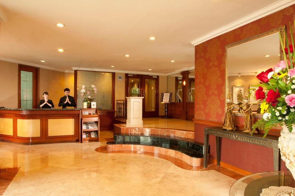 The Residences At Puri Casablanca Giacarta Esterno foto
